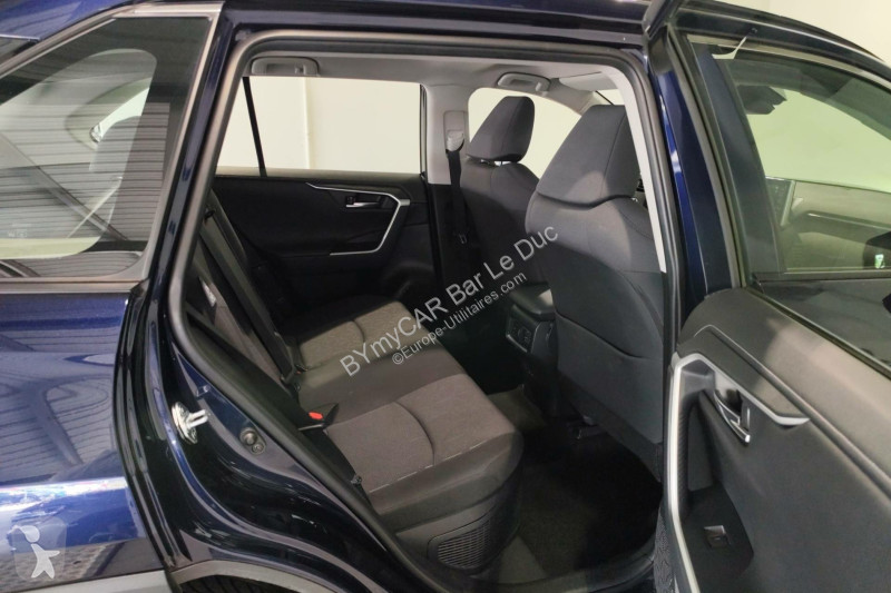Veicolo commerciale Toyota RAV4 Hybride 218 ch 2WD
