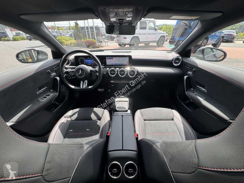 Užitkové vozidlo Mercedes CLA...