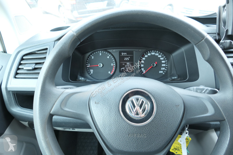 Véhicule utilitaire Volkswagen T6 Transporter...