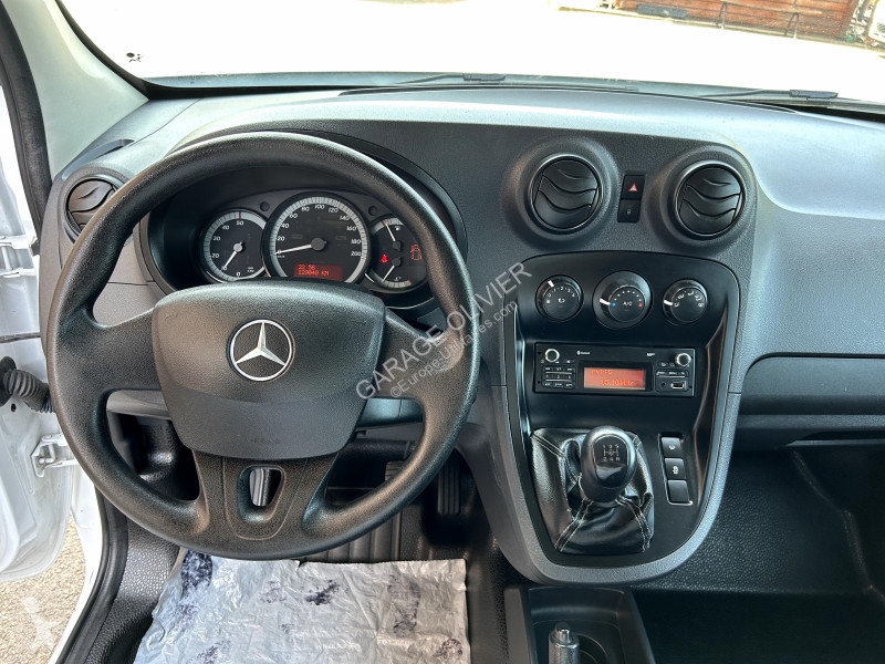 Véhicule utilitaire Mercedes Long 109 1.5 CDI...