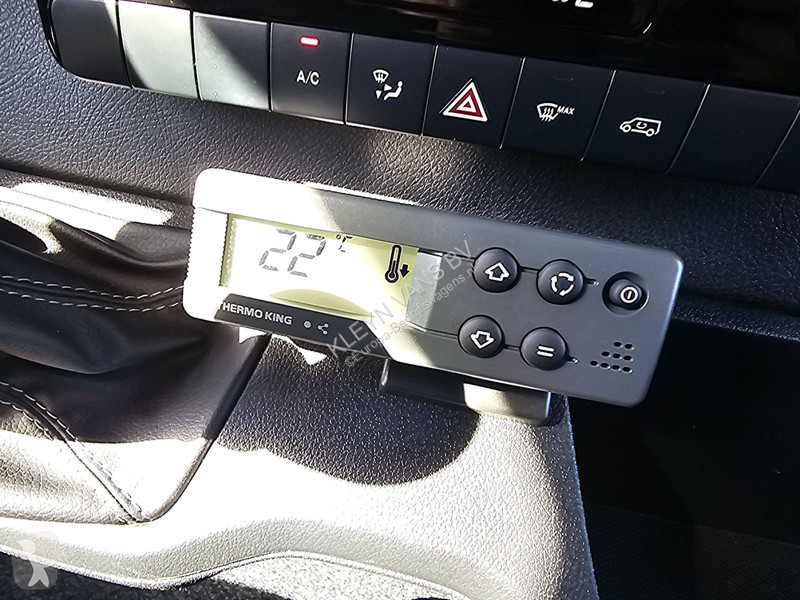 Užitkové vozidlo Mercedes 317 L3H2 Maxi Koeler D/N