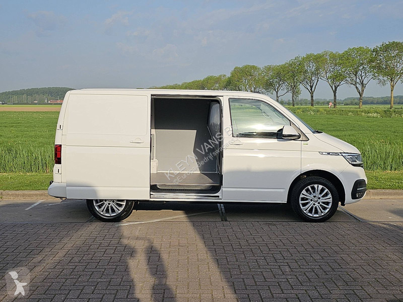 Furgoneta Volkswagen 2.0 TDI L1H1 BULLI LED NAP!