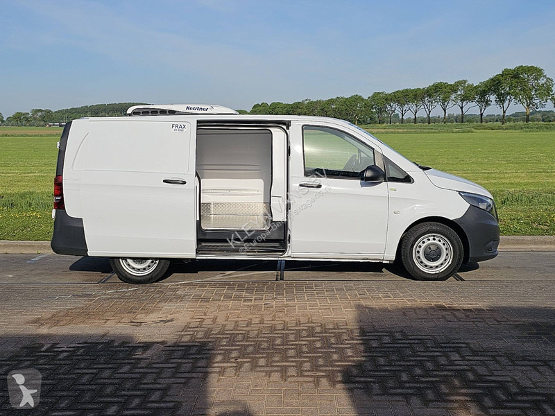 Veicolo commerciale Mercedes 114 Lang Koeler...