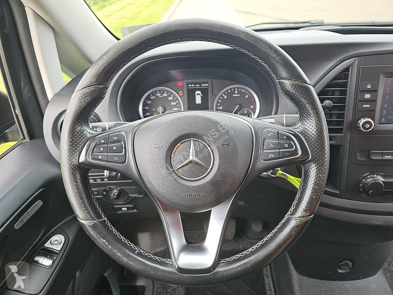 Véhicule utilitaire Mercedes 119 CDI L2 4Matic...