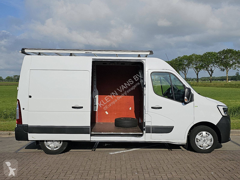 Véhicule utilitaire Renault 2.3 L2H2 150Pk...
