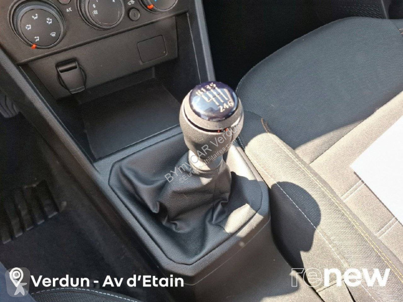 Veículo utilitário Dacia Sandero ECO-G 100