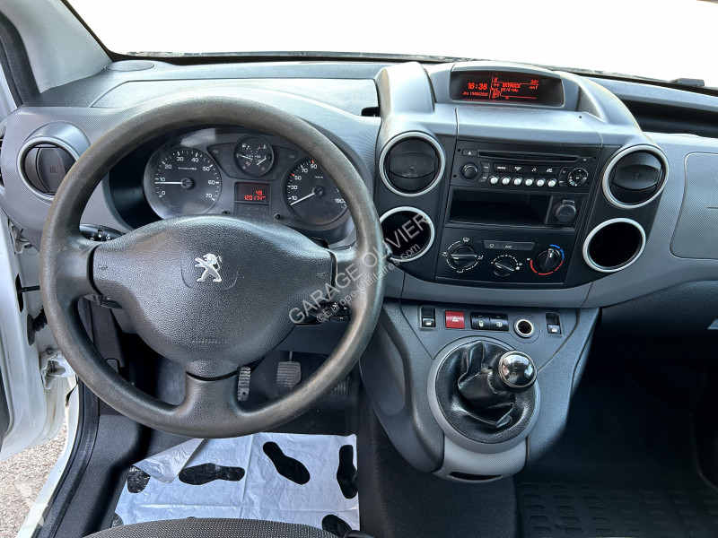 Užitkové vozidlo Peugeot Standard 1.6 Bluehdi...