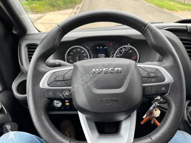 Véhicule utilitaire Iveco BE trekker 3.0 v.v....