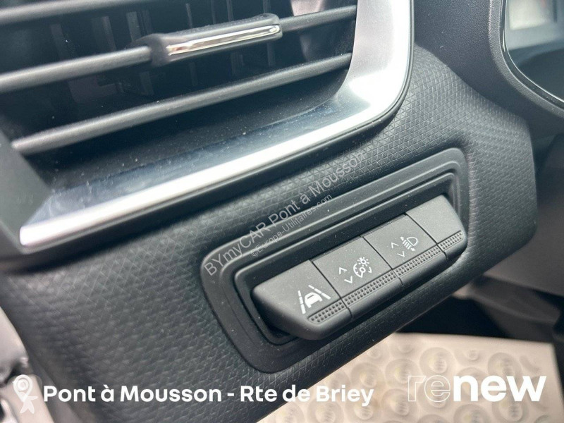 Véhicule utilitaire Renault Clio TCe 90