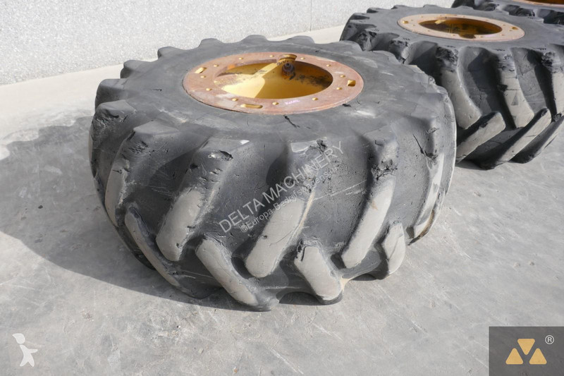 Véhicule utilitaire Caterpillar Wheel GP 30.5L-32