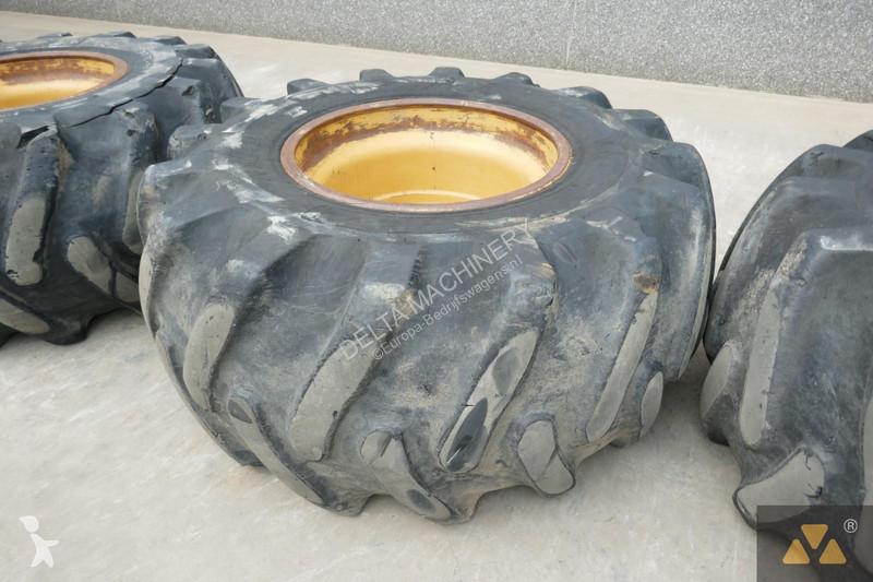 Véhicule utilitaire Caterpillar Wheel GP 30.5L-32