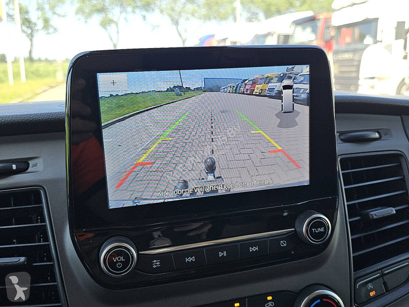 Autoutilitară Ford 2.0 L2H1 Navi Trekhaak