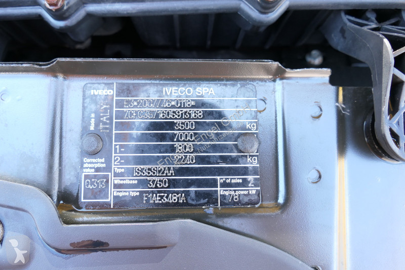 Užitkové vozidlo Iveco Daily 35 S11 C30C...