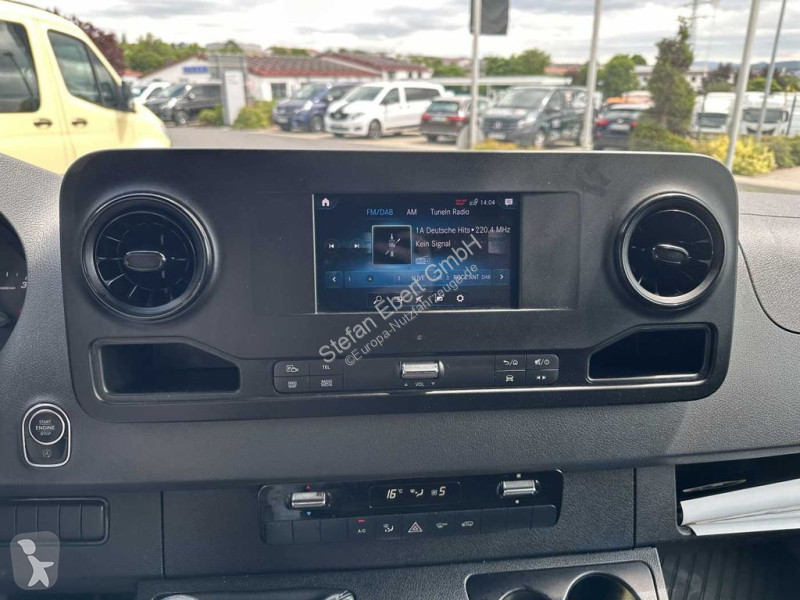 Užitkové vozidlo Mercedes 317 CDI Koffer...