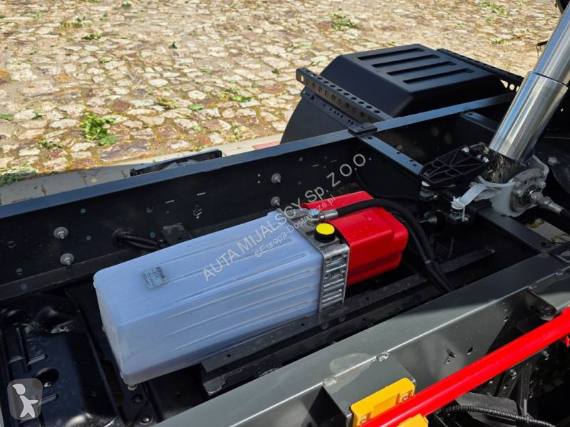 Véhicule utilitaire Mitsubishi Fuso