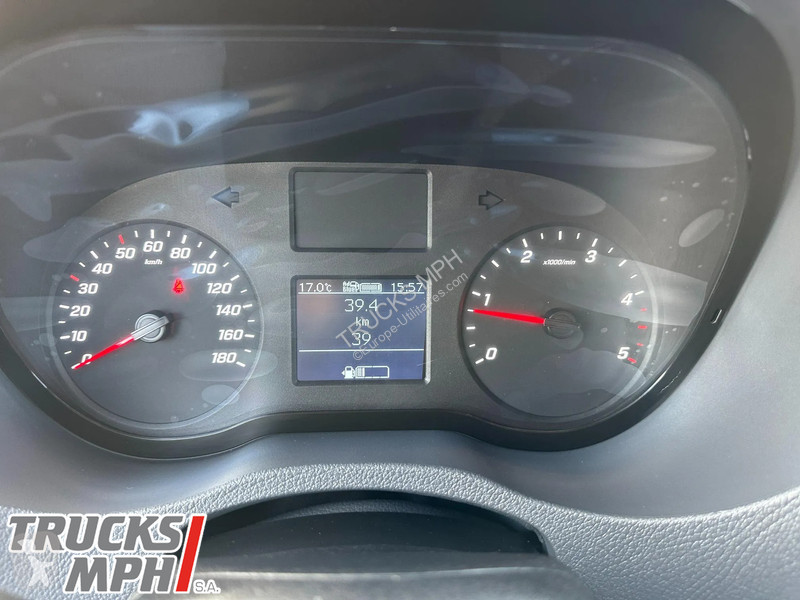 Furgoneta Mercedes 317 CDI * BRAND NEW*CREW CAB...