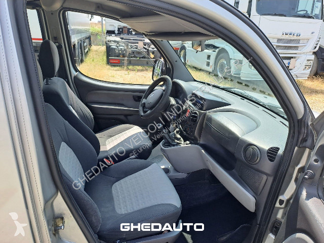 Furgoneta Fiat DOBLO