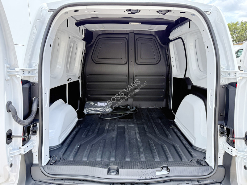 Autoutilitară Mercedes 112 Pro L1 Elektrisch...