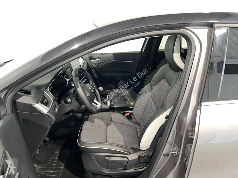 Veículo utilitário Renault Captur TCe 90
