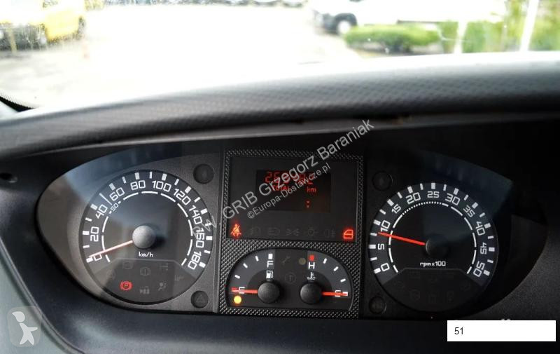 Véhicule utilitaire Iveco 35C15 Blaszak L4H2...