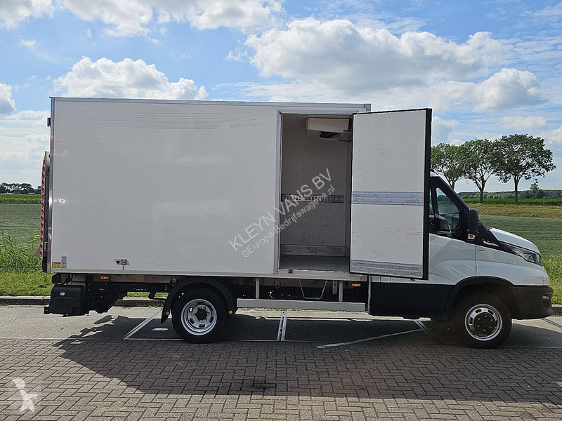 Nyttofordon Iveco 35C16 Koelwagen Laadklep!
