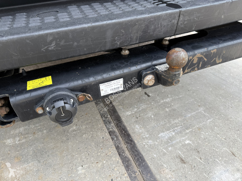 Nyttofordon Iveco 35C18 3.0 L2H2 Airco Cruise...