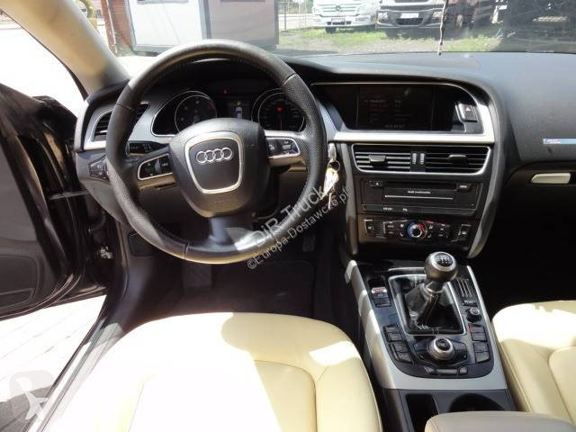 Véhicule utilitaire Audi