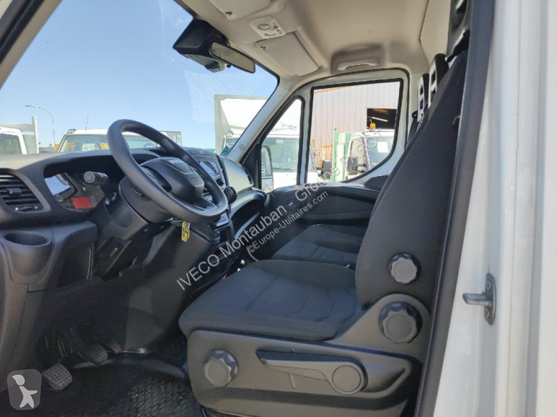 Veicolo commerciale Iveco 35C16H3.0 Empattement...