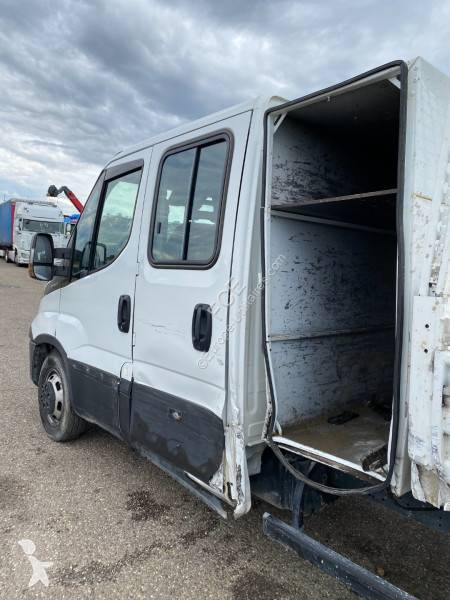 Véhicule utilitaire Iveco