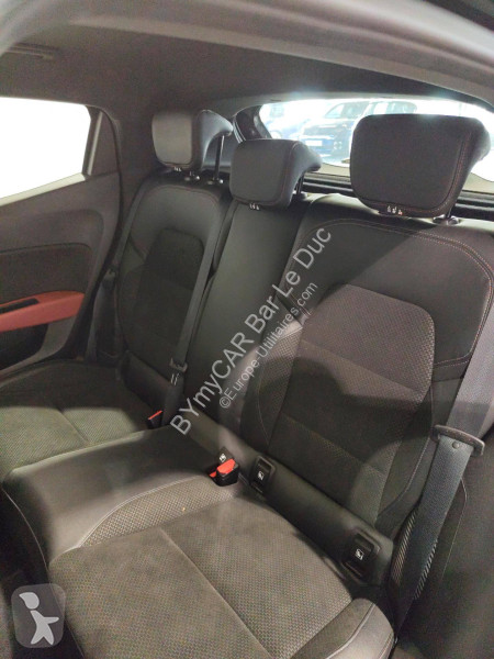 Veicolo commerciale Renault Clio E-Tech 140
