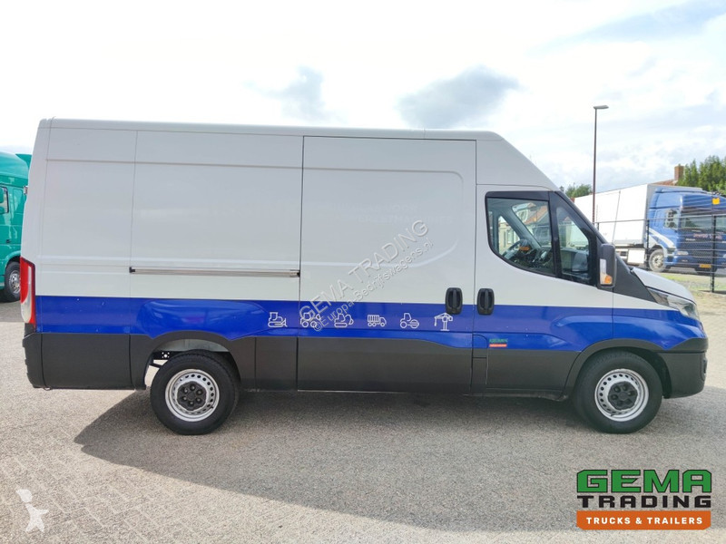 Veicolo commerciale Iveco 35S12 Euro6 Van L2 H2...