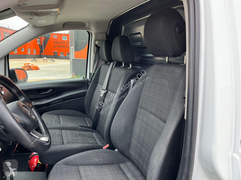 Autoutilitară Mercedes NEOS 100 Vito