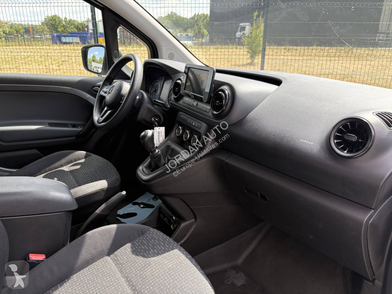Užitkové vozidlo Mercedes (420) 110 CDi Fourgon...