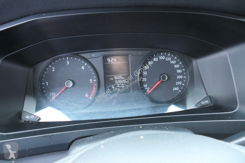 Autoutilitară Volkswagen T6 Transporter 2.0 TDI...