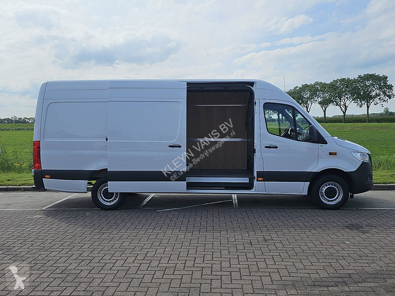 Užitkové vozidlo Mercedes 317 L3H2 Maxi Mbux