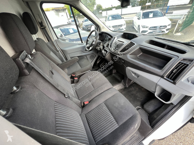 Véhicule utilitaire Ford L2H2 2.2 TDCi 155ch...