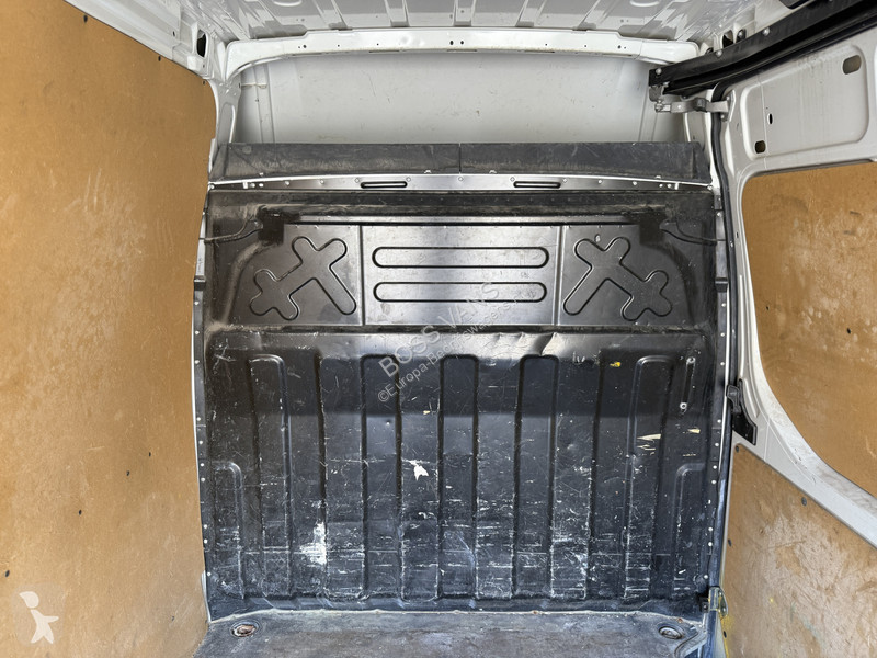 Nyttofordon Iveco 35S14 2.3 L2H2 Cruise Control...