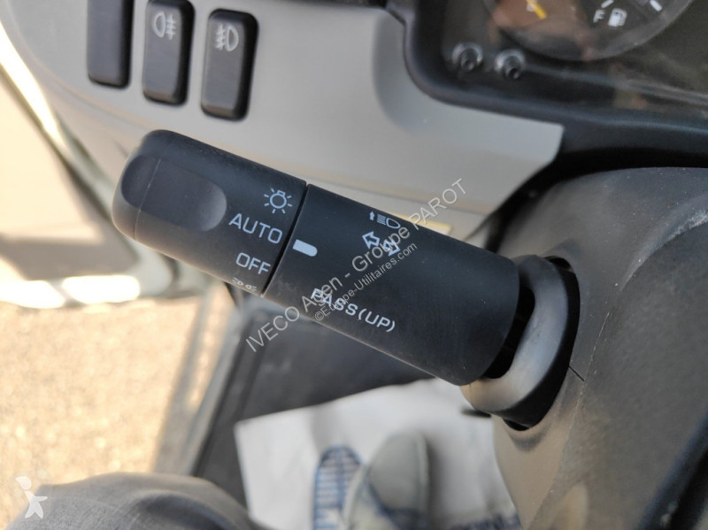 Véhicule utilitaire Fuso 3C15 Empattement 34