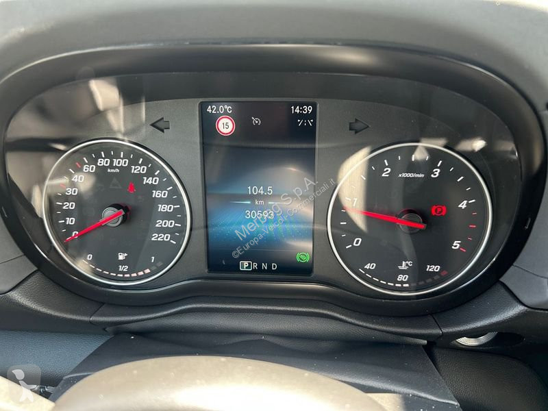 Užitkové vozidlo Mercedes T 160d Premium Long