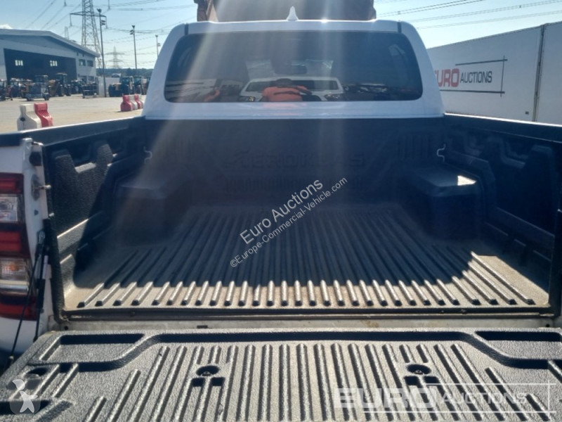 Furgoneta Toyota Hilux