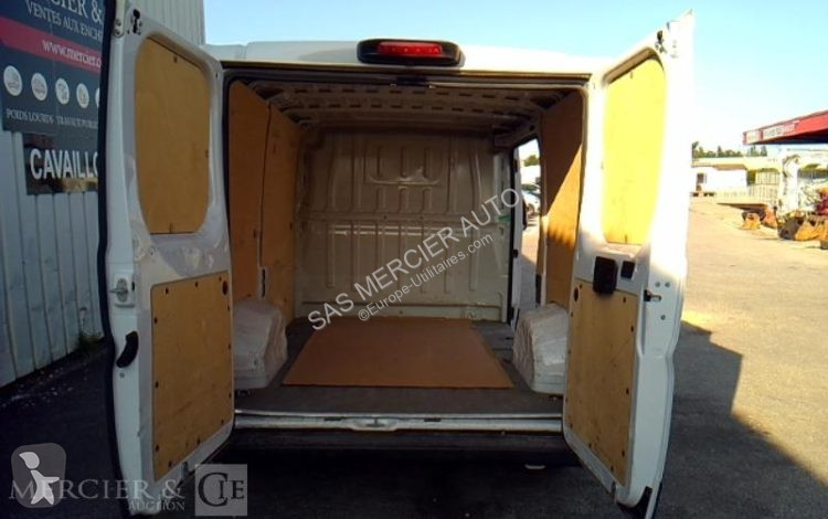 Véhicule utilitaire Peugeot