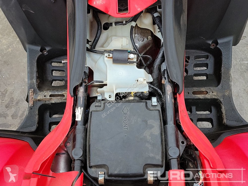 Veicolo commerciale  TRX420FM