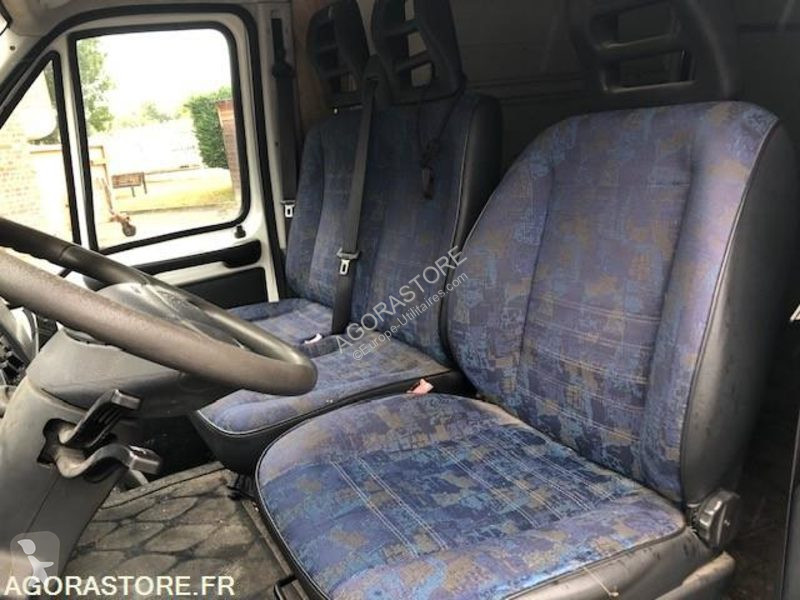 Véhicule utilitaire Peugeot BOXER