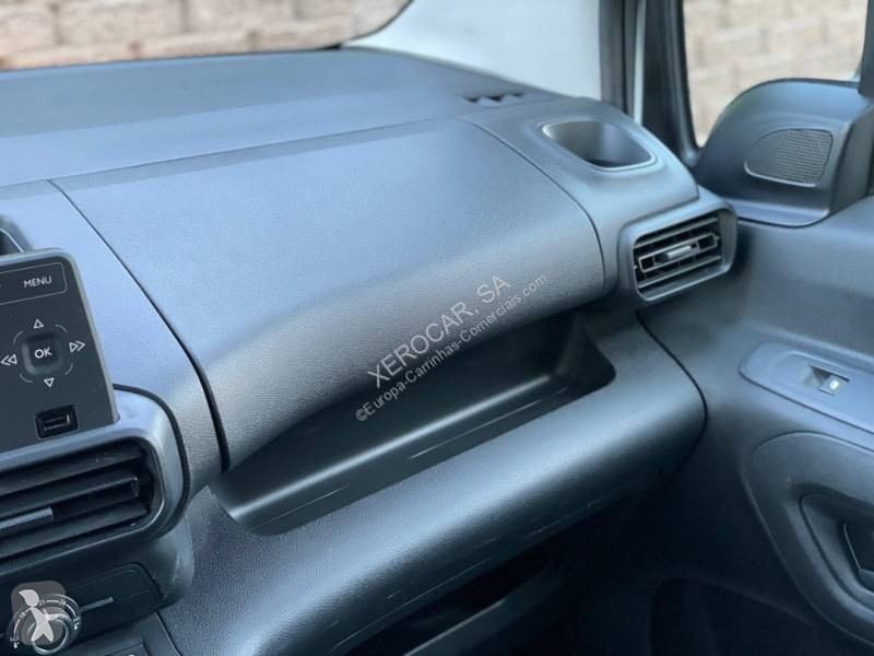 Véhicule utilitaire Toyota City 1.5D-4D 100HP 3L