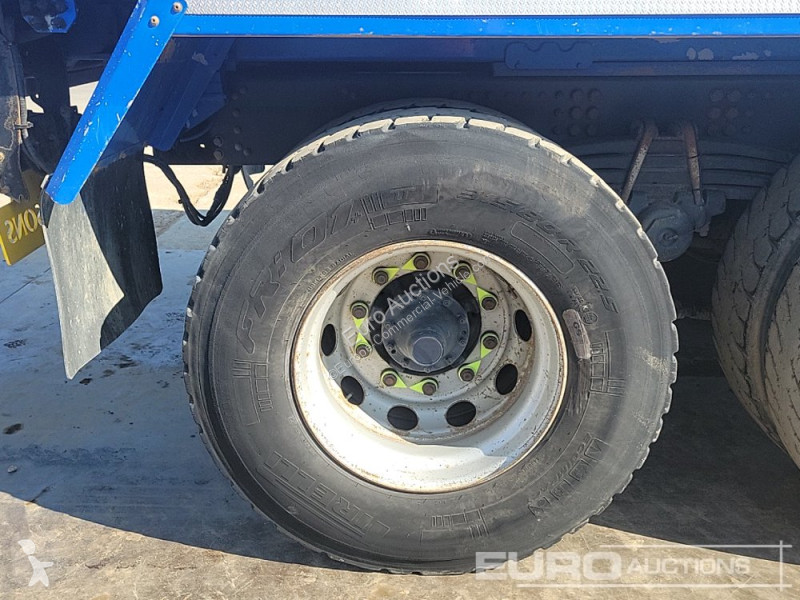 Veicolo commerciale  P410XT
