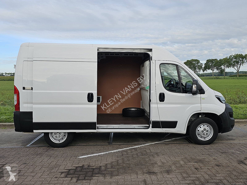 Véhicule utilitaire Peugeot 2.2 BHDI 120 L2H2 PREM