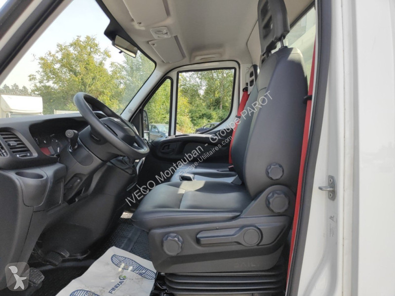 Furgoneta Iveco 35C16H3.0 empattement 4100 Tor