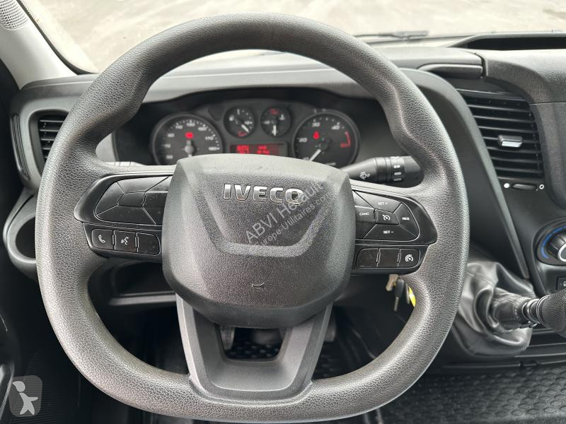 Véhicule utilitaire Iveco 35C16 3.0L DAILY...