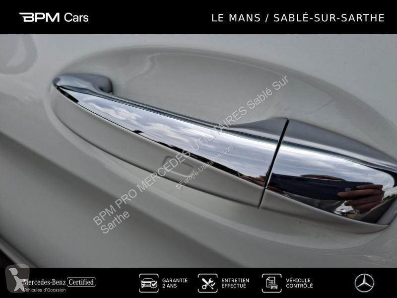 Véhicule utilitaire Mercedes Break 300 de...