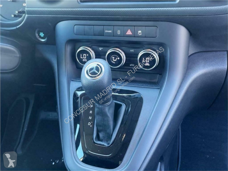 Véhicule utilitaire Mercedes eCitan Furgón Pro...